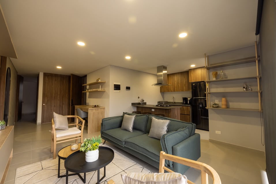 Apartamento de Lujo Amoblado para Venta en Laureles, Estadio