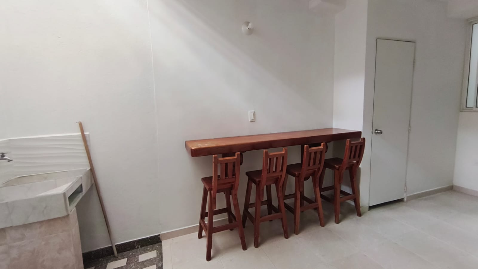 Se Arrienda Apartamento en Primer Piso, en Laureles, Medellín