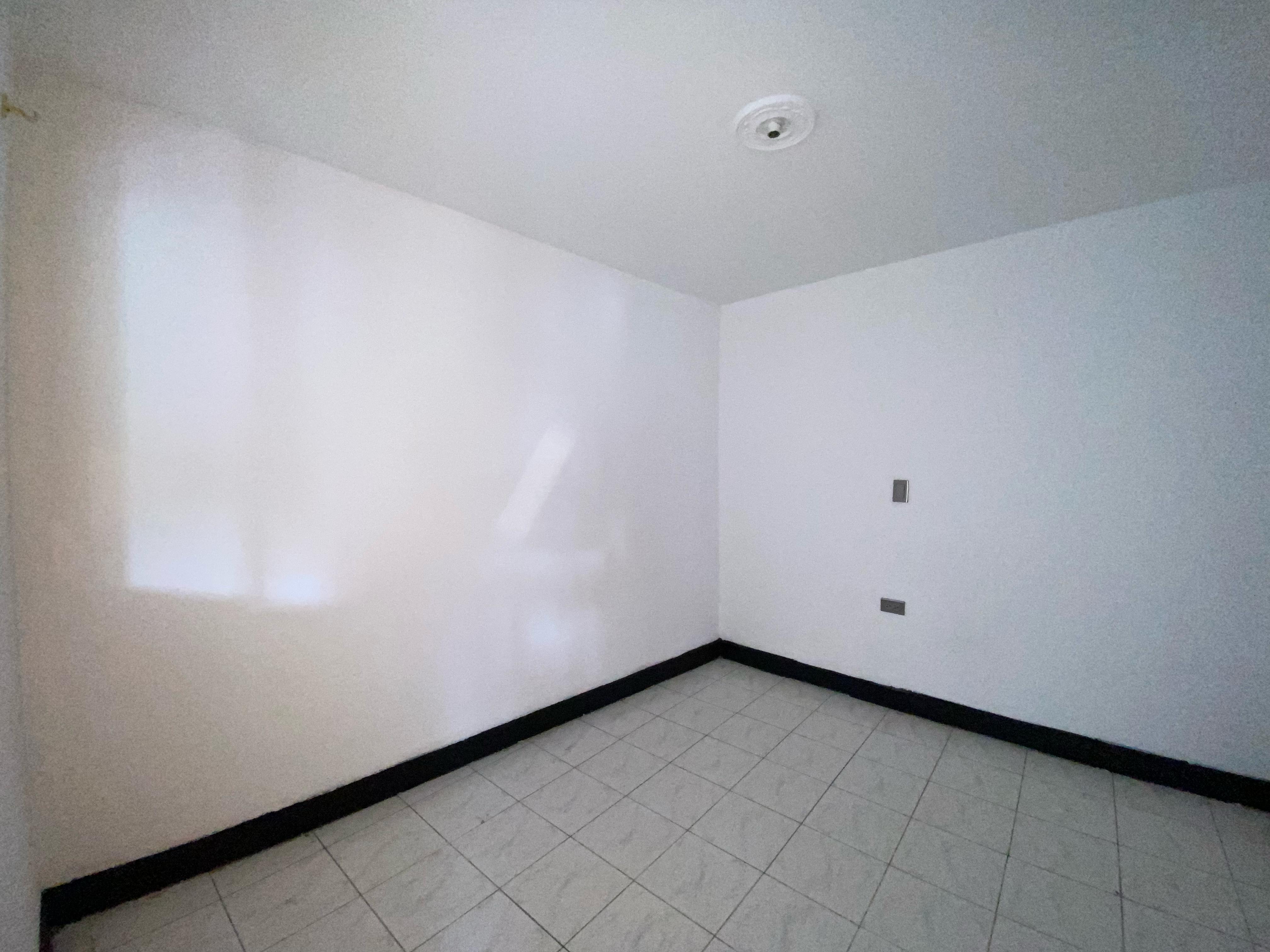 Se Arrienda Apartamento En La Floresta, Medellín