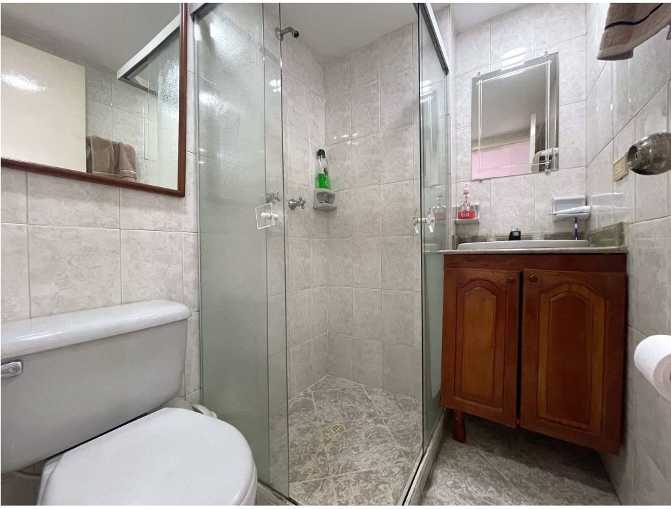 Se Vende Apartamento En La Castellana - Medellin