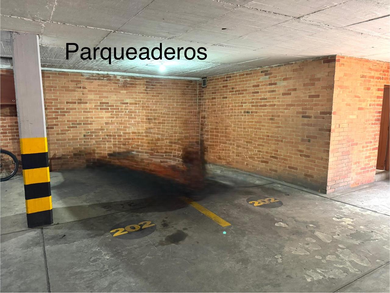 Se Arrienda/Vende Apartamento en Chico Navarra Bogotá