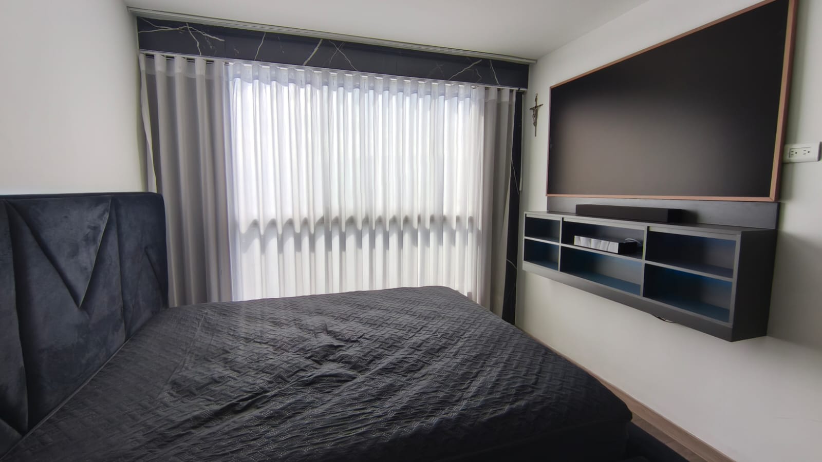 Se Arrienda Apartamento Amoblado en Casalanz Parte Alta, Medellín