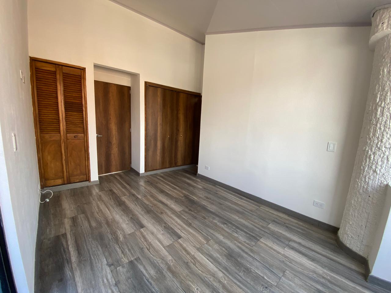 Penthouse Moderno para Arriendo en Laureles, Medellín