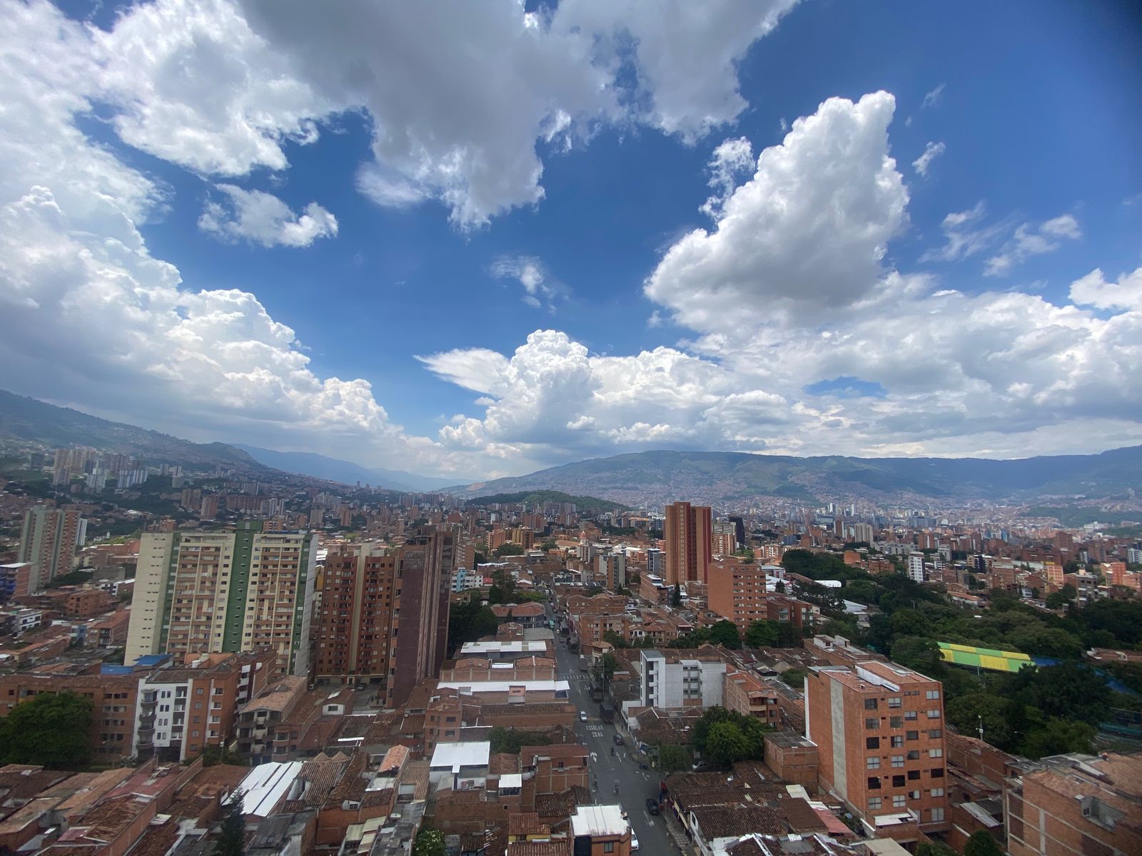 Apartamento para Estrenar en Arriendo Sector La America, Cristobal