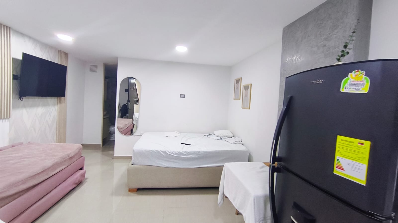 Se Arrienda Apartaestudio Amoblado, en San Javier, Medellín