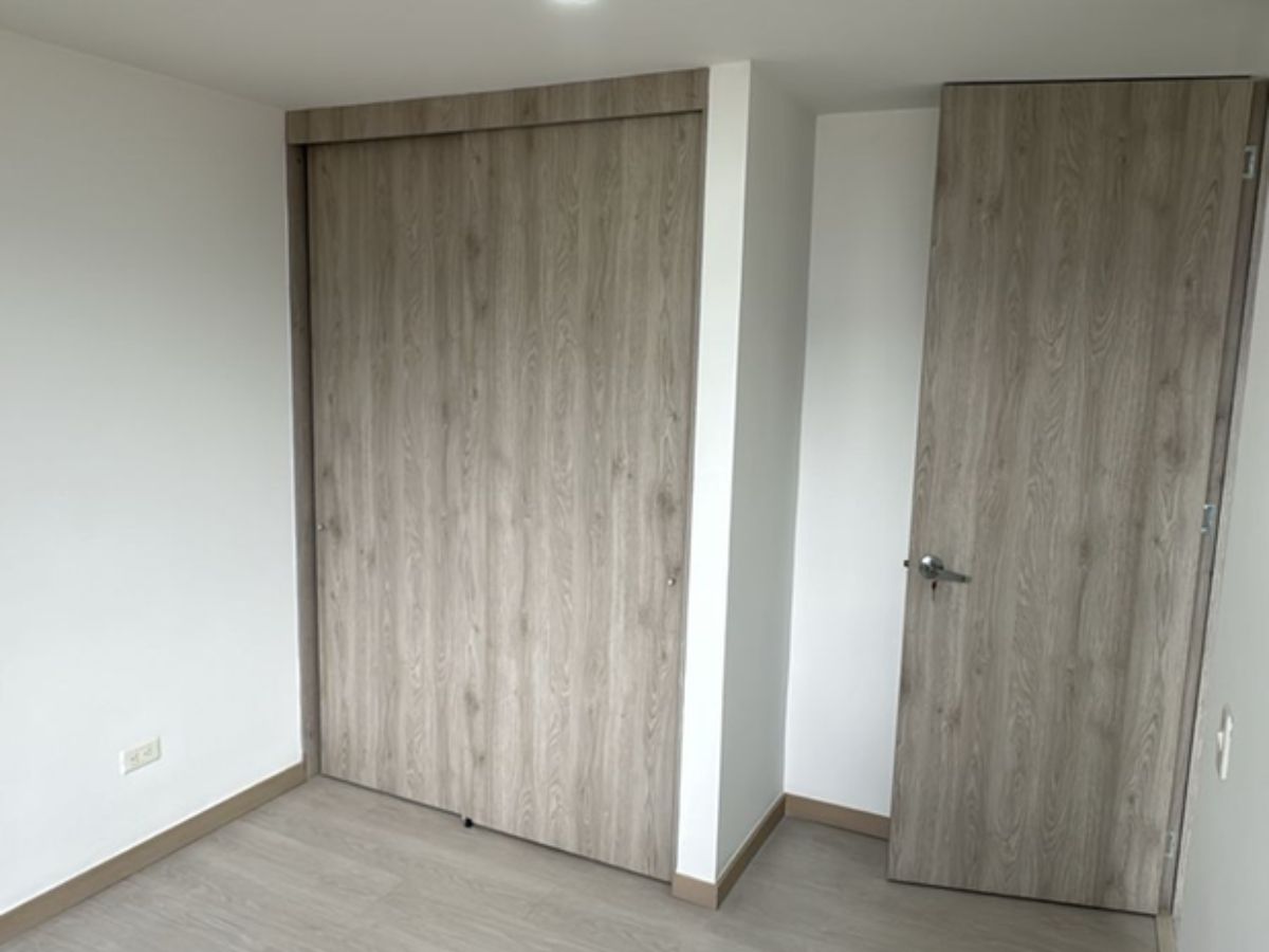 Apartamento en Venta Aluna Envigado | Parqueadero y Cuarto Útil