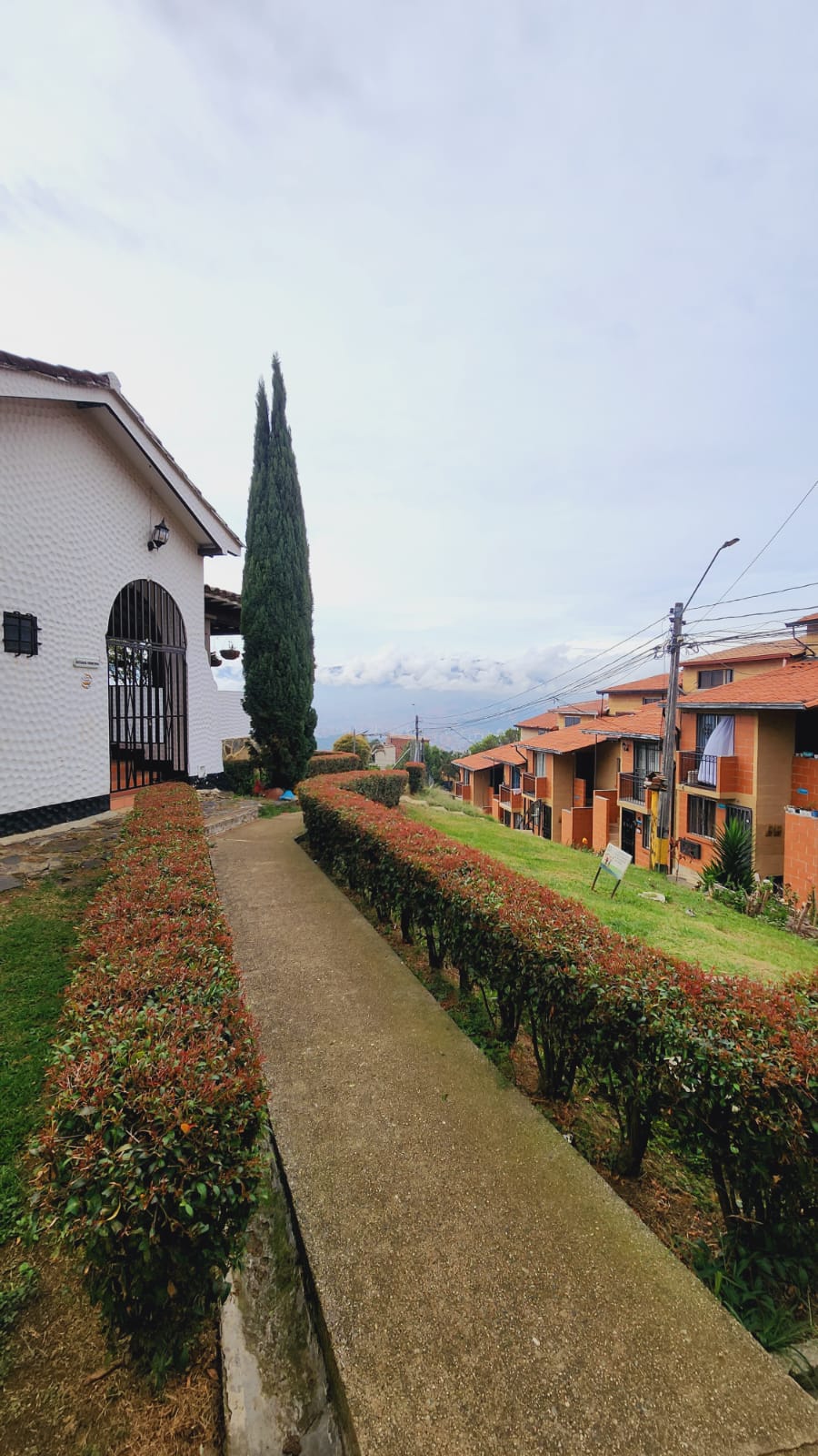 Casa Remodelada para Venta en Robledo, Pajarito