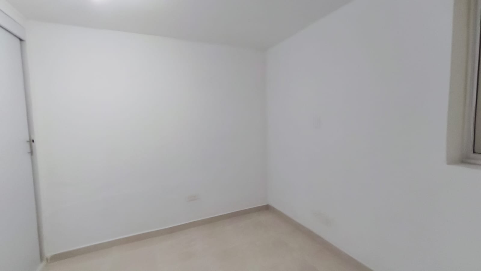 Se Arrienda Apartamento en Primer Piso, en Laureles, Medellín