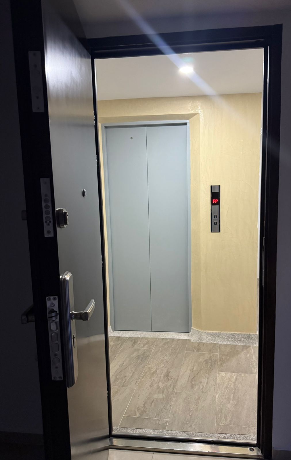 Se Arrienda Apartamento En La Castellana, Medellín