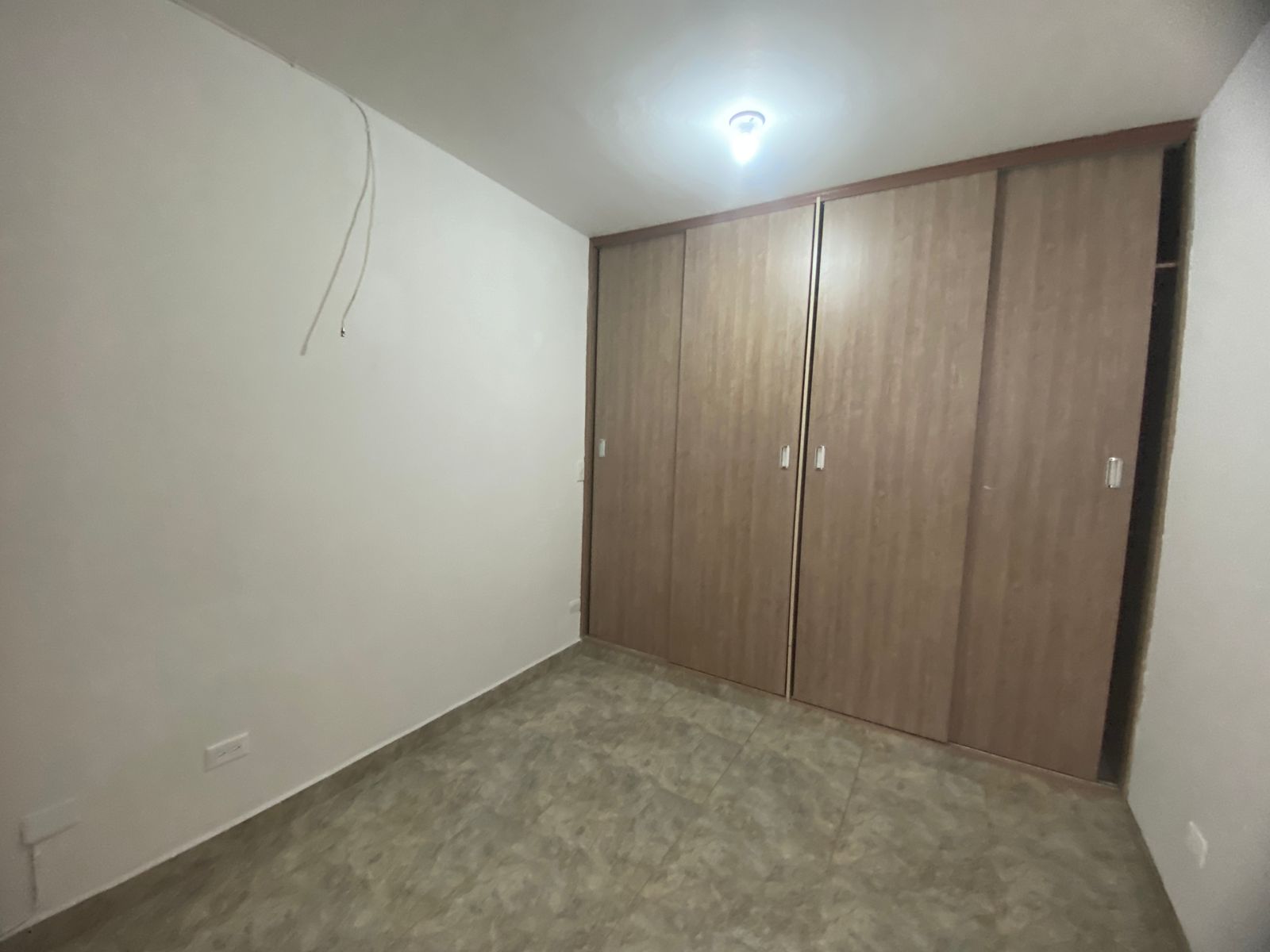 Casa Moderna para Arriendo en Robledo, Pilarica