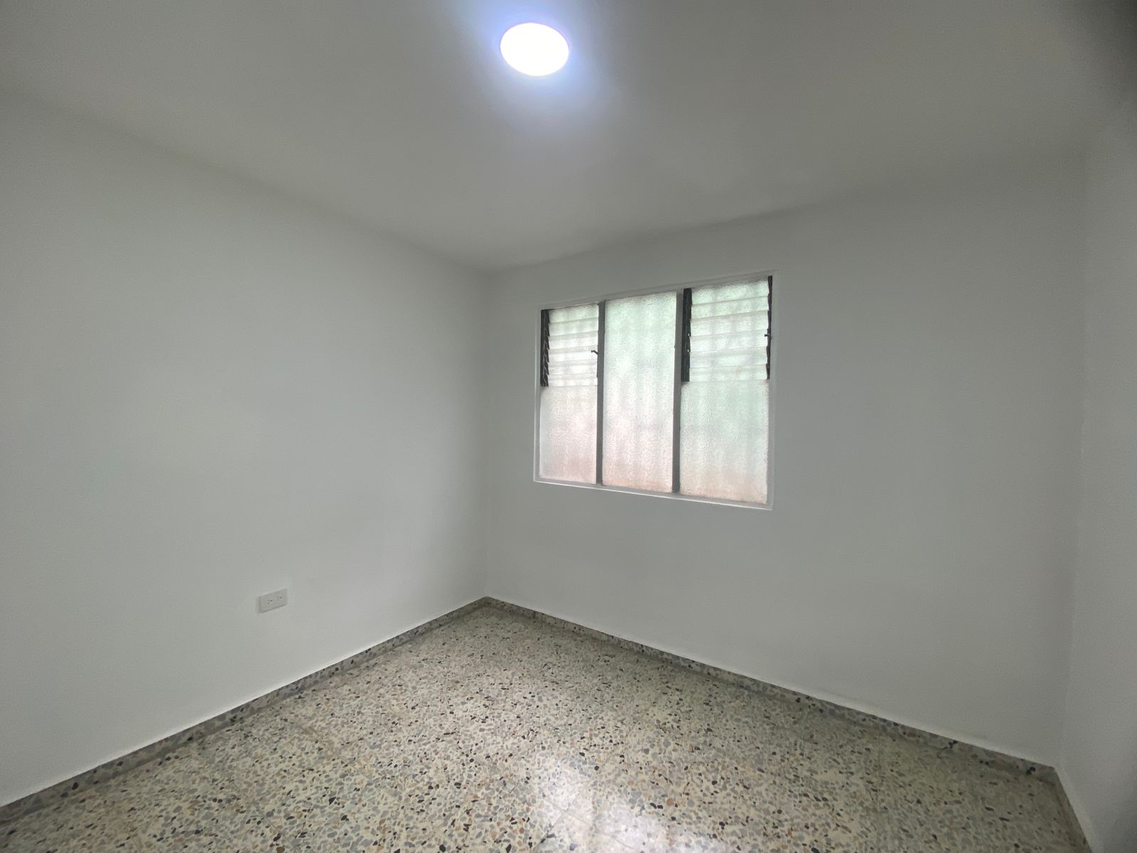 Amplia Casa Para Arriendo en Robledo, Pilarica