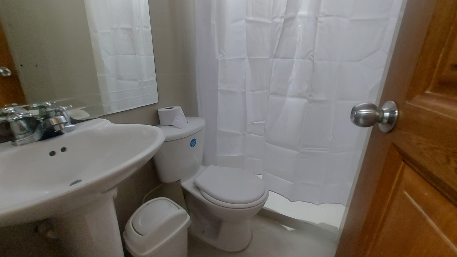 Apartaestudios para Arriendo con Servicios Incluidos en Suramericana