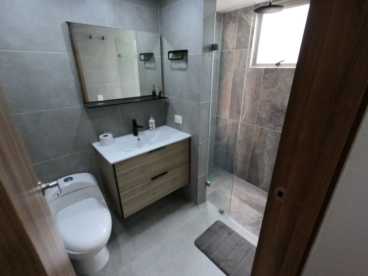 Se Vende Apartamento en el Poblado, Medellín