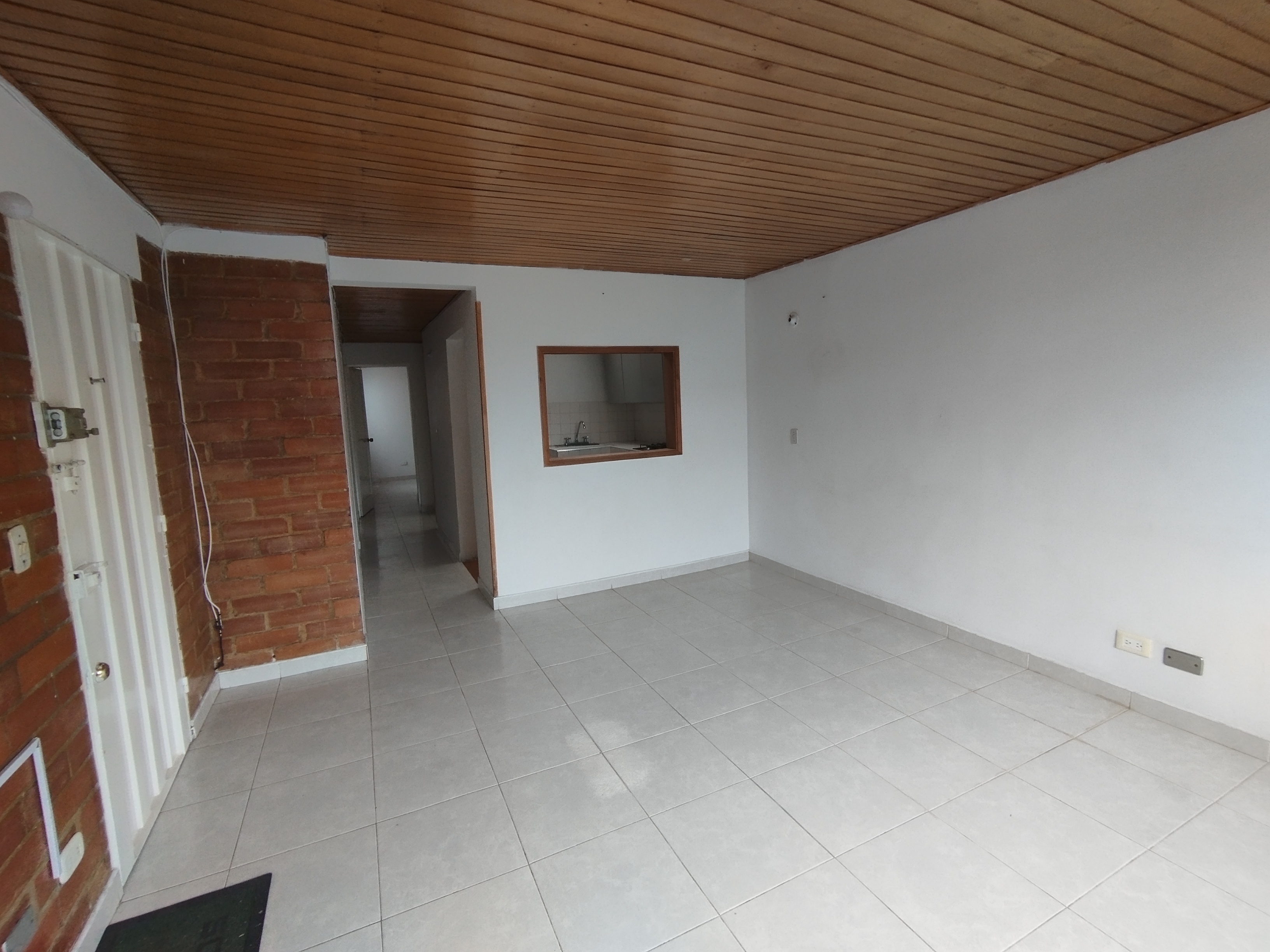 Se Vende Apartamento En Suba  Compartir - Bogotá