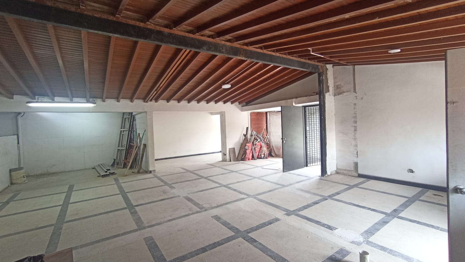 Se Arrienda Casa Comercial Belen Rosales, Medellin