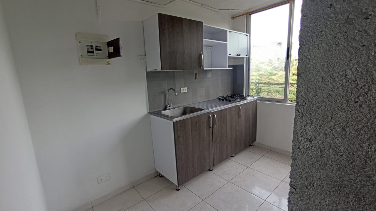 Se Arrienda Apartaestudio En Campo Amor, Medellin