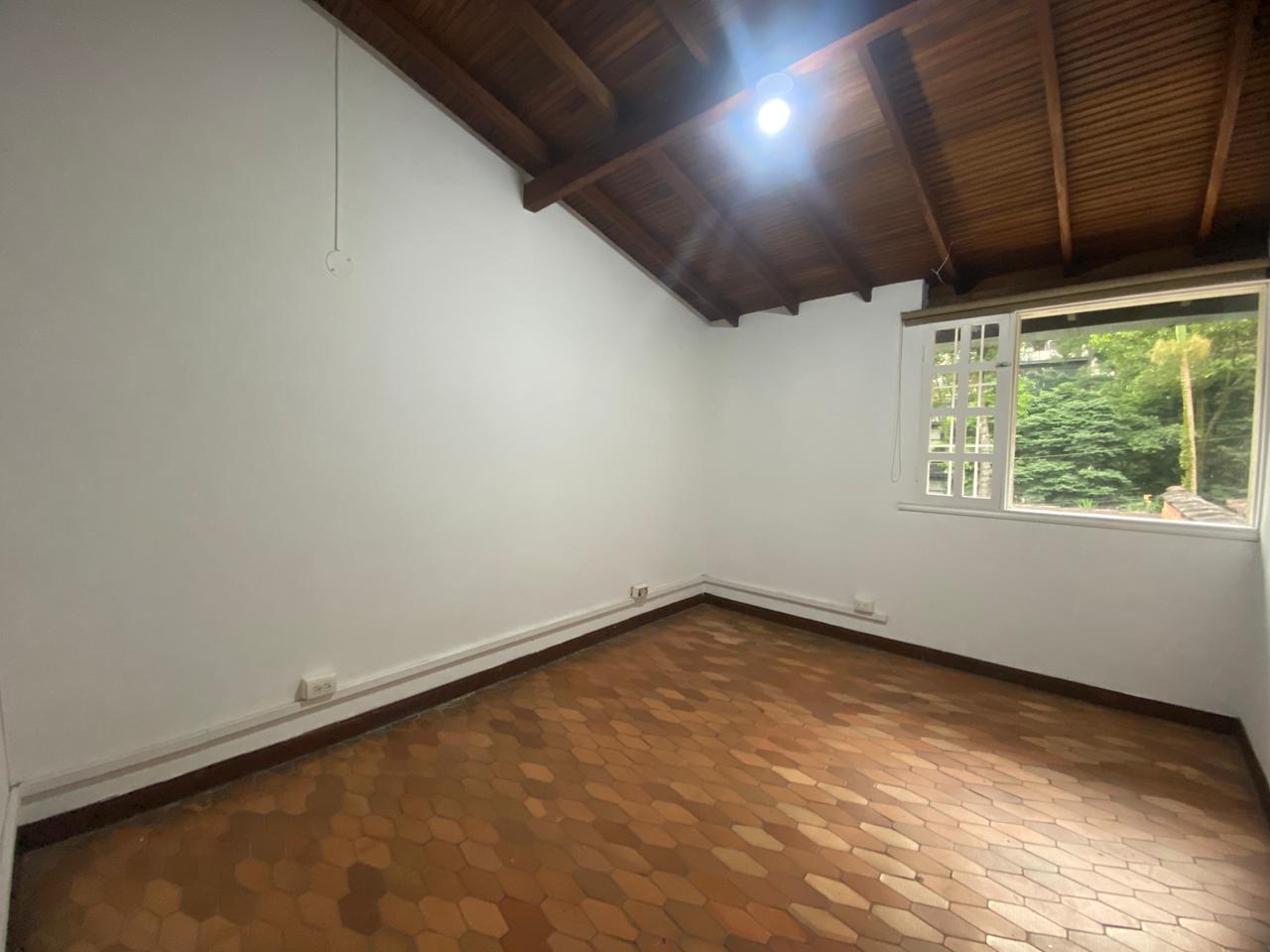 Se Arrienda Casa En El Poblado La Linde