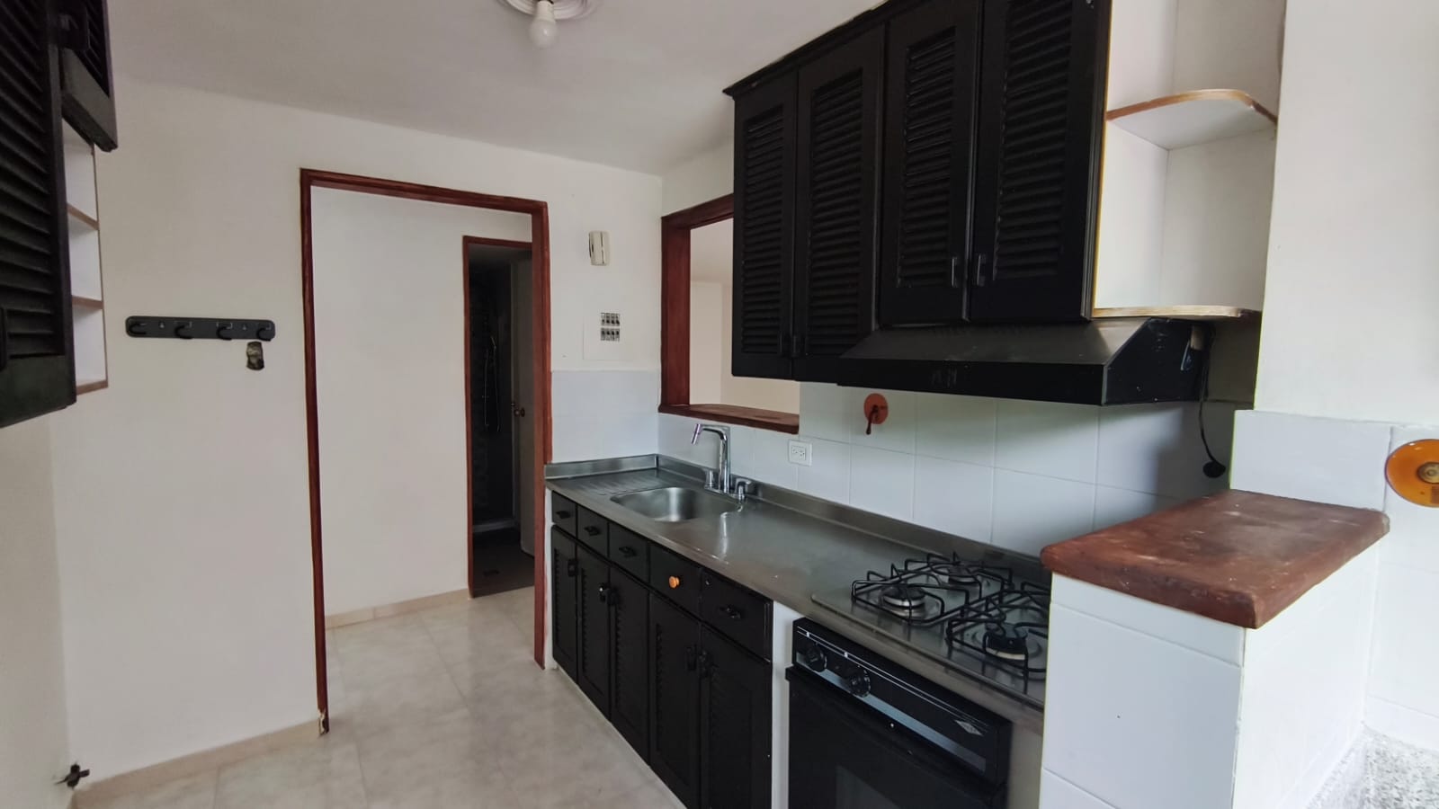 Se Arrienda Apartamento en la Loma de los Bernal, Medellín