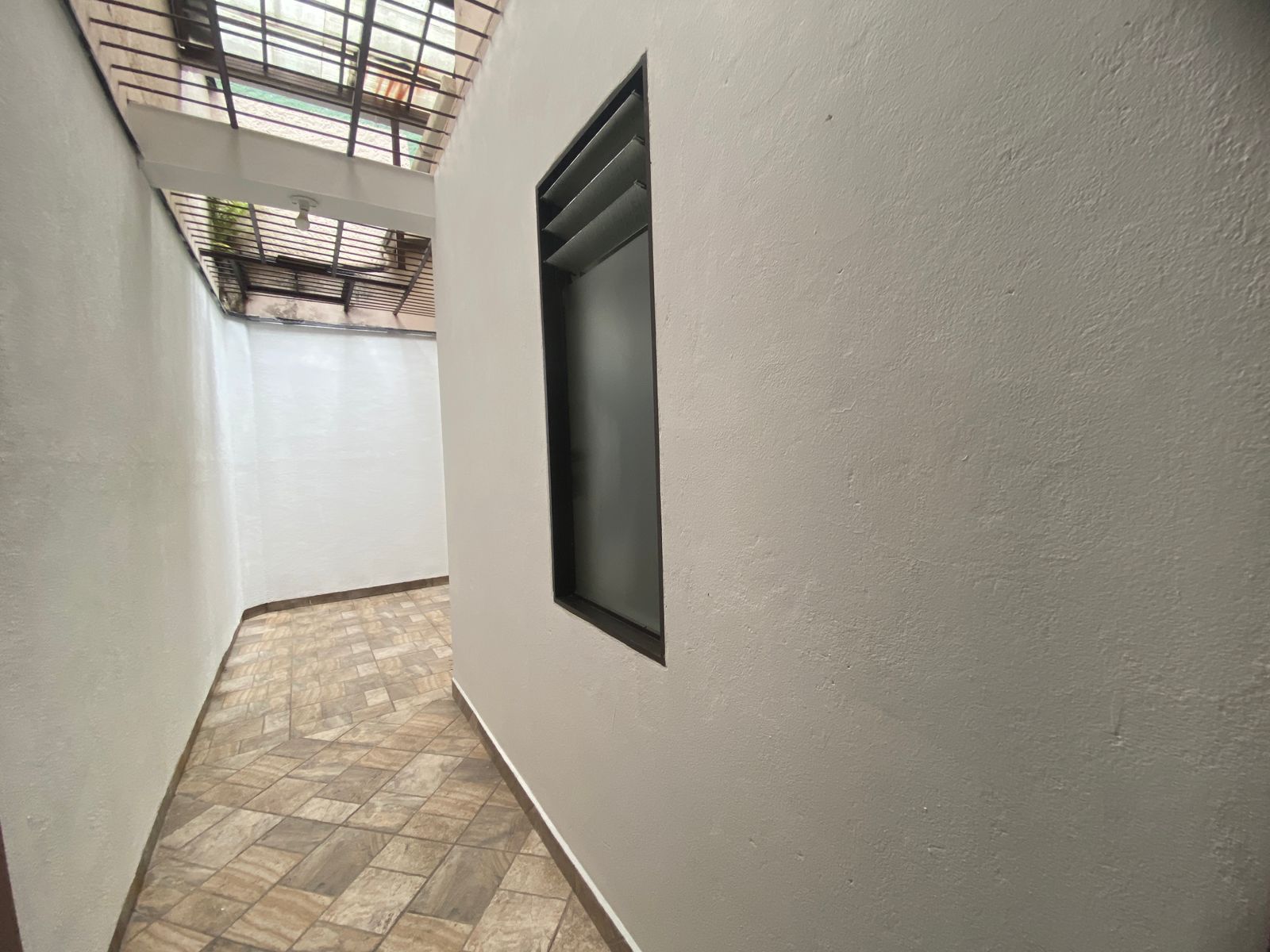 Casa Moderna para Arriendo en Robledo, Pilarica