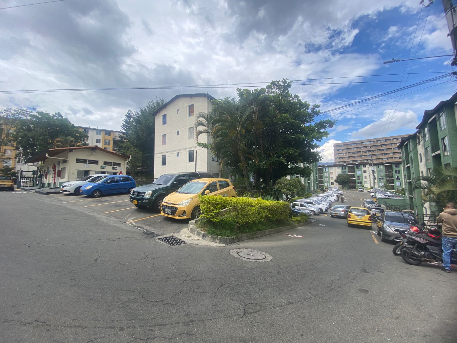 Amplio Apartamento para Arriendo en Calasanz Parte Alta