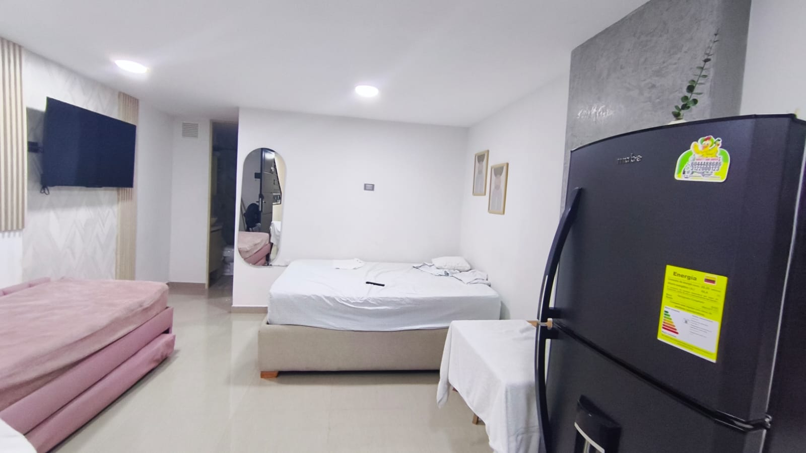 Se Arrienda Apartaestudio Amoblado, en San Javier, Medellín