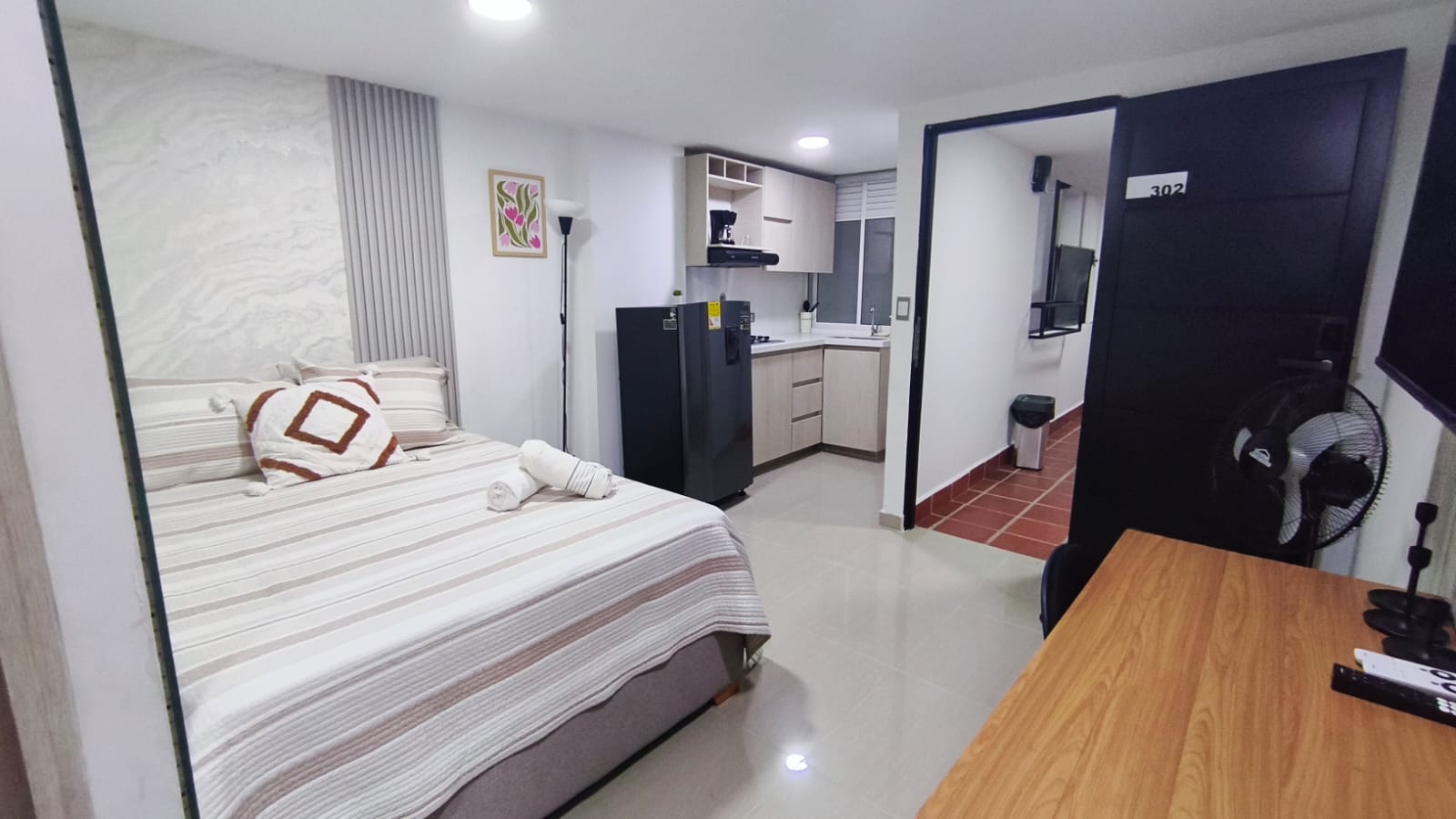 Se Arrienda Apartaestudio Amoblado, en San Javier, Medellín