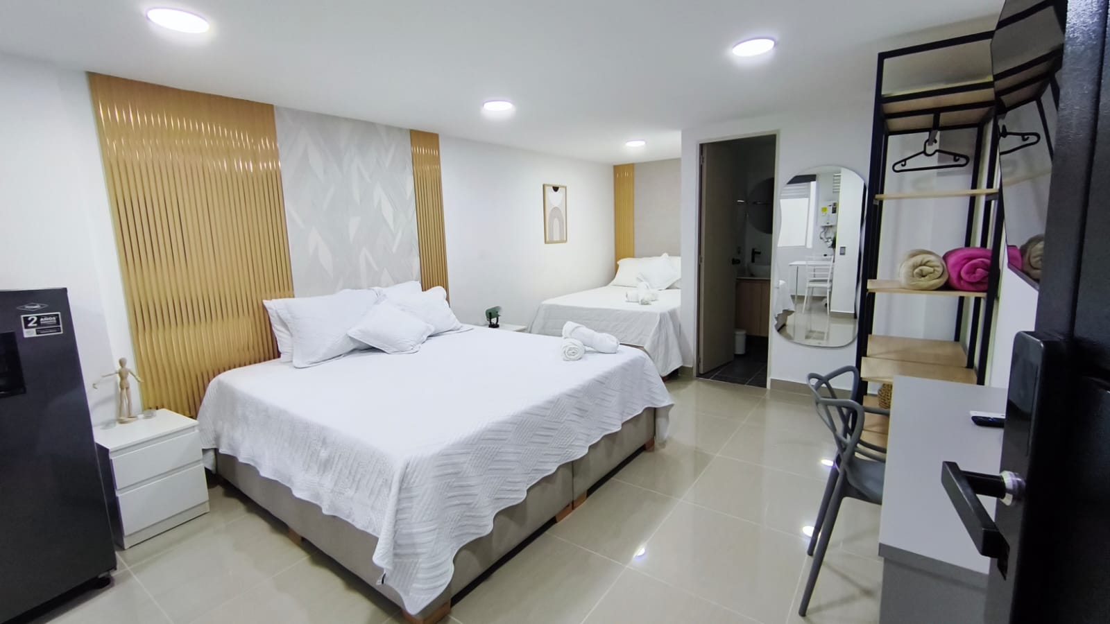 Se Arrienda Apartaestudio Amoblado, en San Javier, Medellín