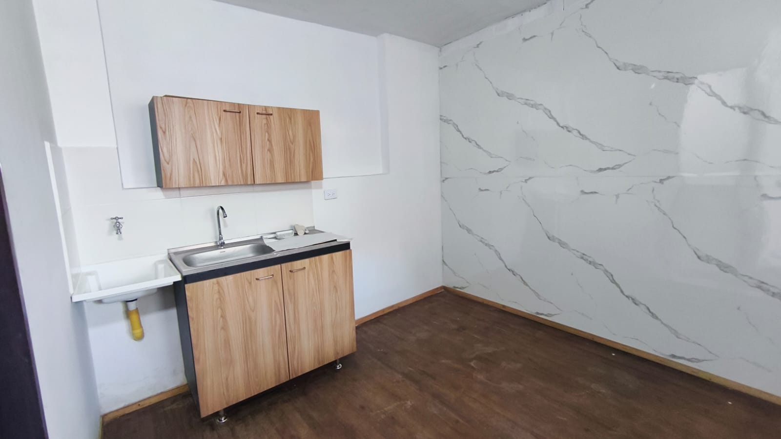 ARRIENDO DE APARTAESTUDIO EN LAURELES, MEDELLIN PARA ESTRENAR