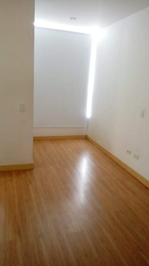 Se Vende Apartamento en el Loma del Esmeraldal, Envigado