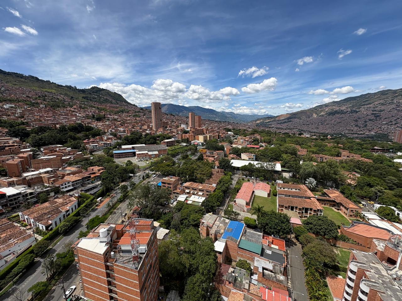 Se Vende Apartamento En Pilarica, Medellin
