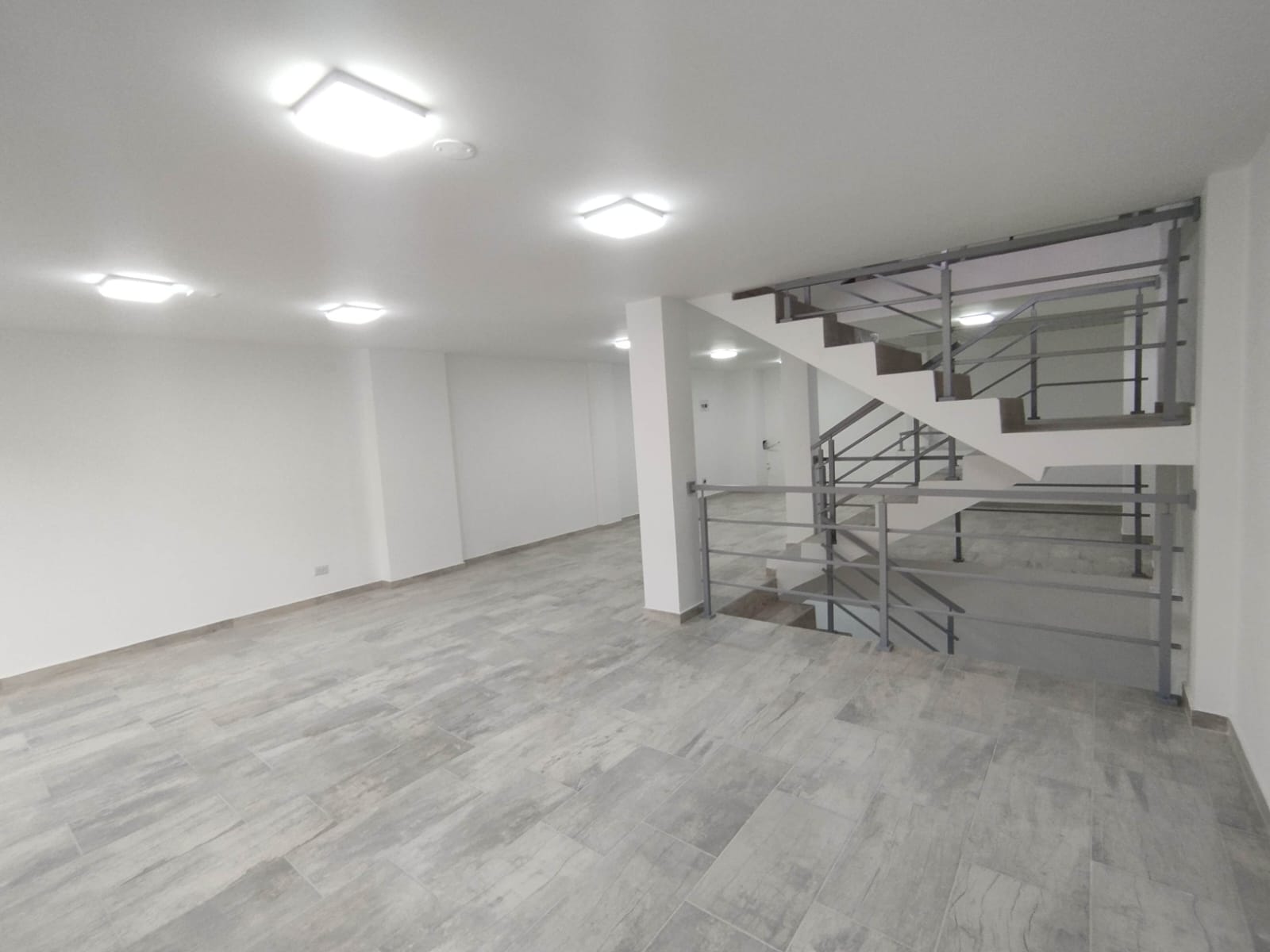 Se arrienda casa para negocio Suba Lombardía Bogotá