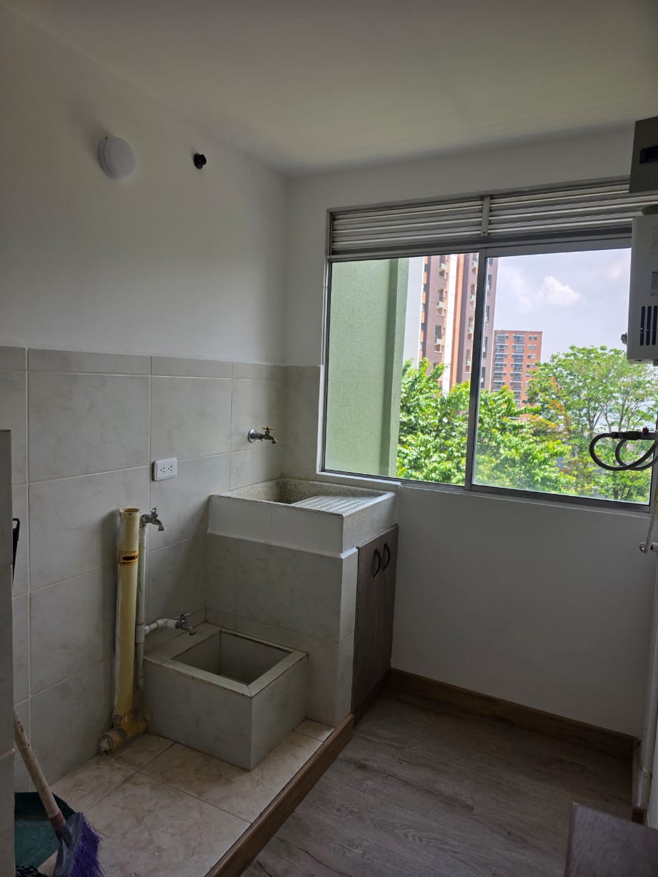 Se Vende Apartamento en Rodeo Alto, Medellín