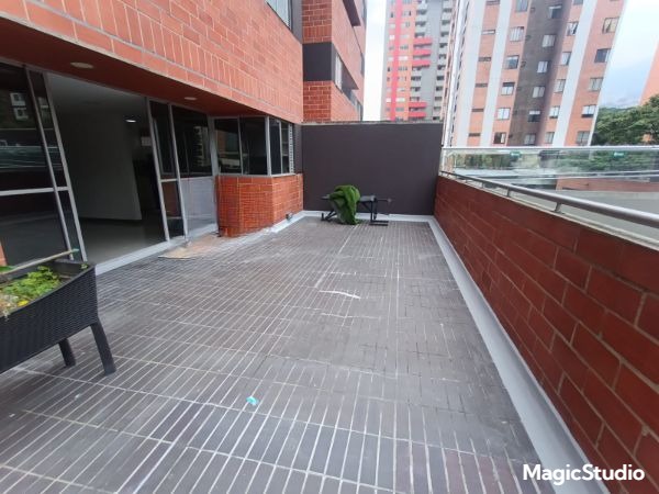 Se Arrienda Apartameto con Terraza en Pilarica, Medellín