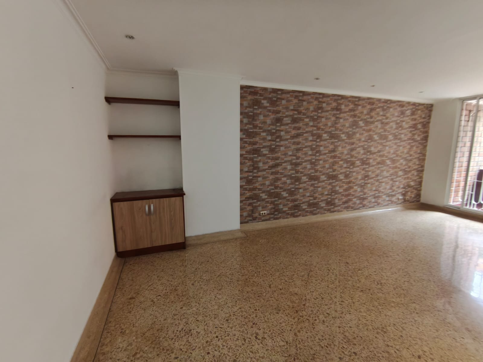 Se Arrienda Apartamento en el Laureles, Medellín
