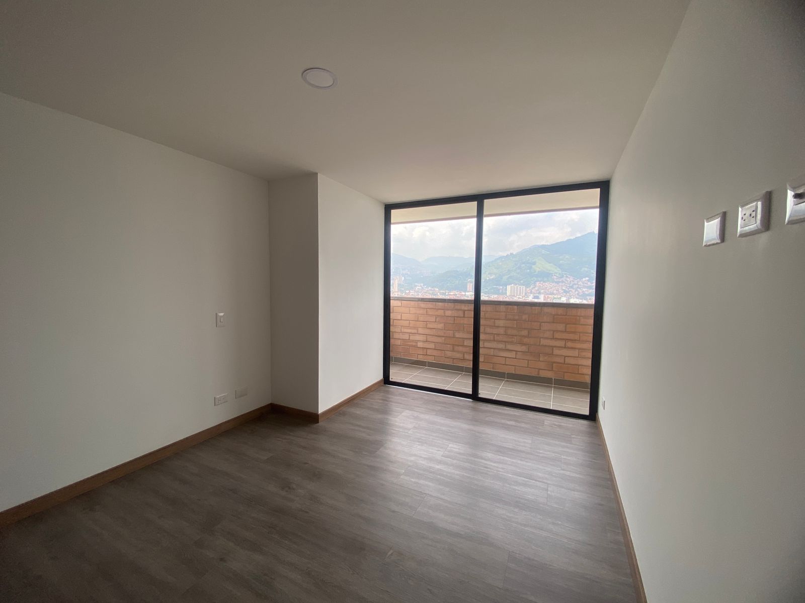 Apartamento Nuevo para la Venta en Envigado