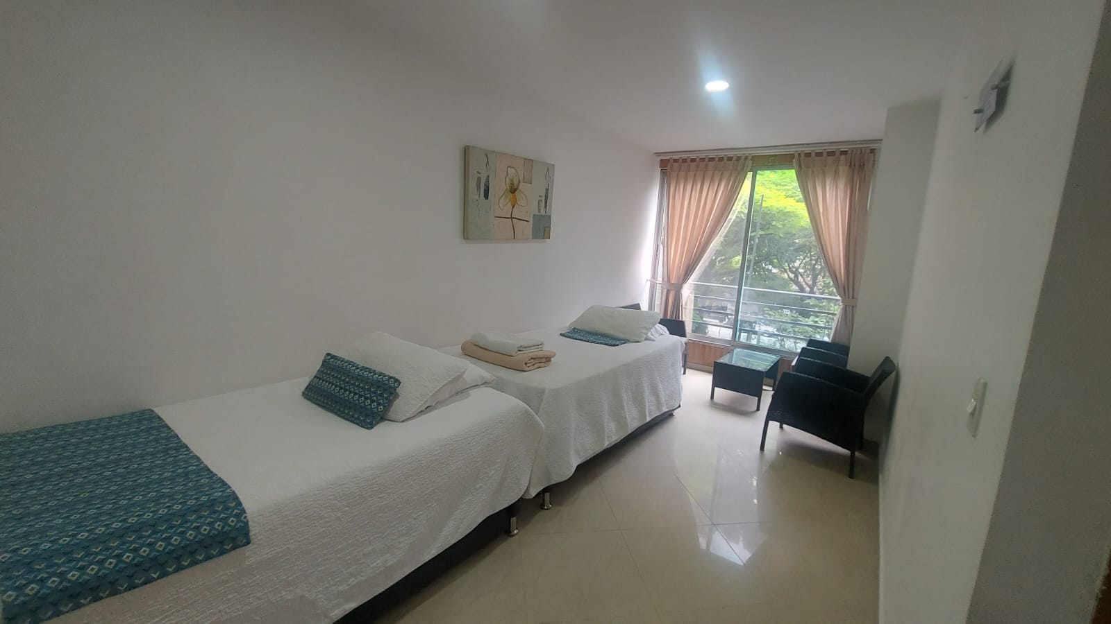 Apartaestudios para Arriendo con Servicios Incluidos en Suramericana