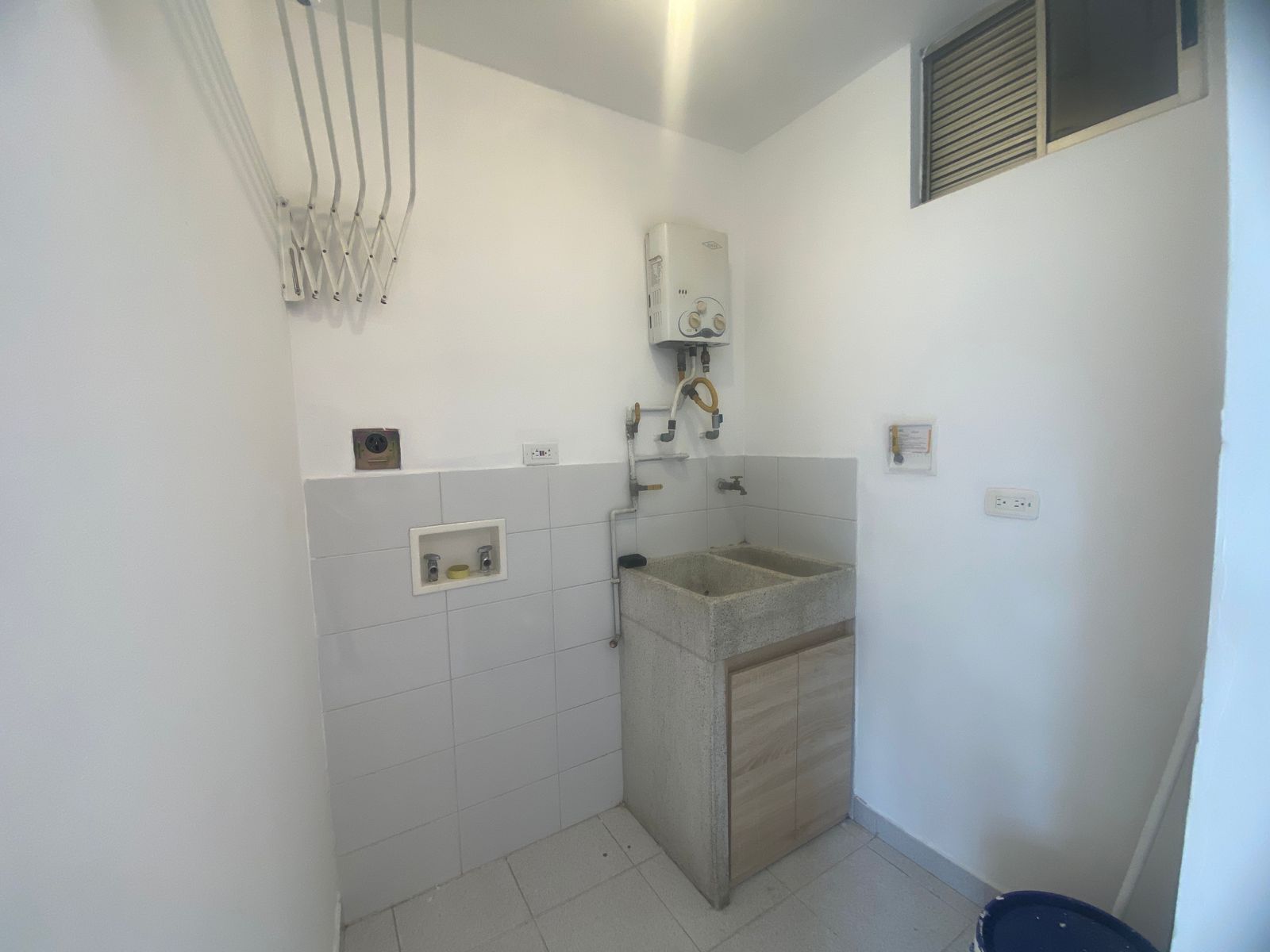 Apartamento con Excelentes Acabados para Arriendo en Poblado, Medellín