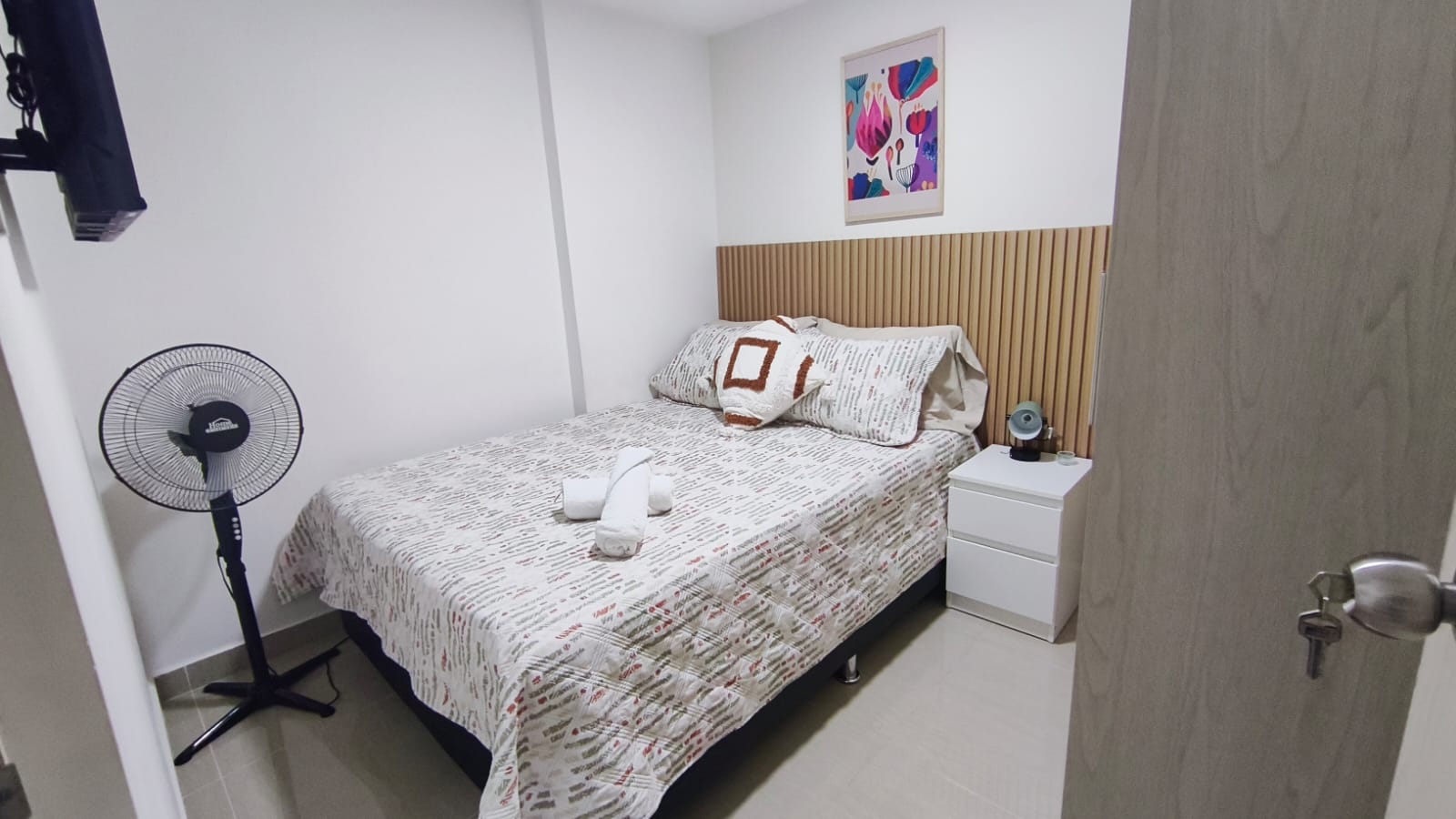 Se Arrienda Apartaestudio Amoblado, en San Javier, Medellín
