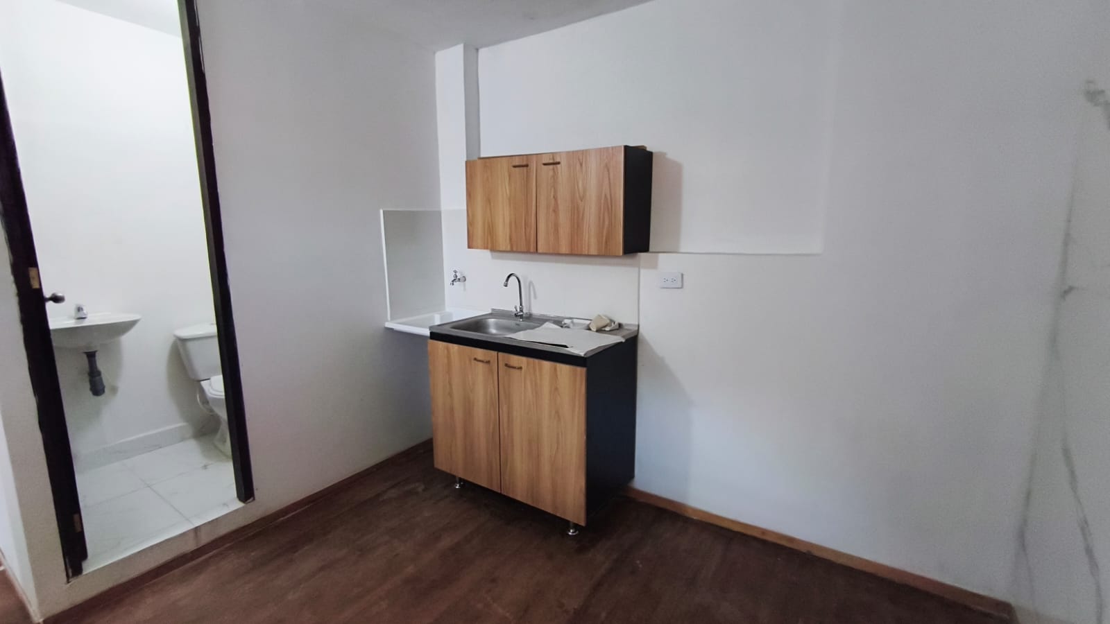 ARRIENDO DE APARTAESTUDIO EN LAURELES, MEDELLIN PARA ESTRENAR