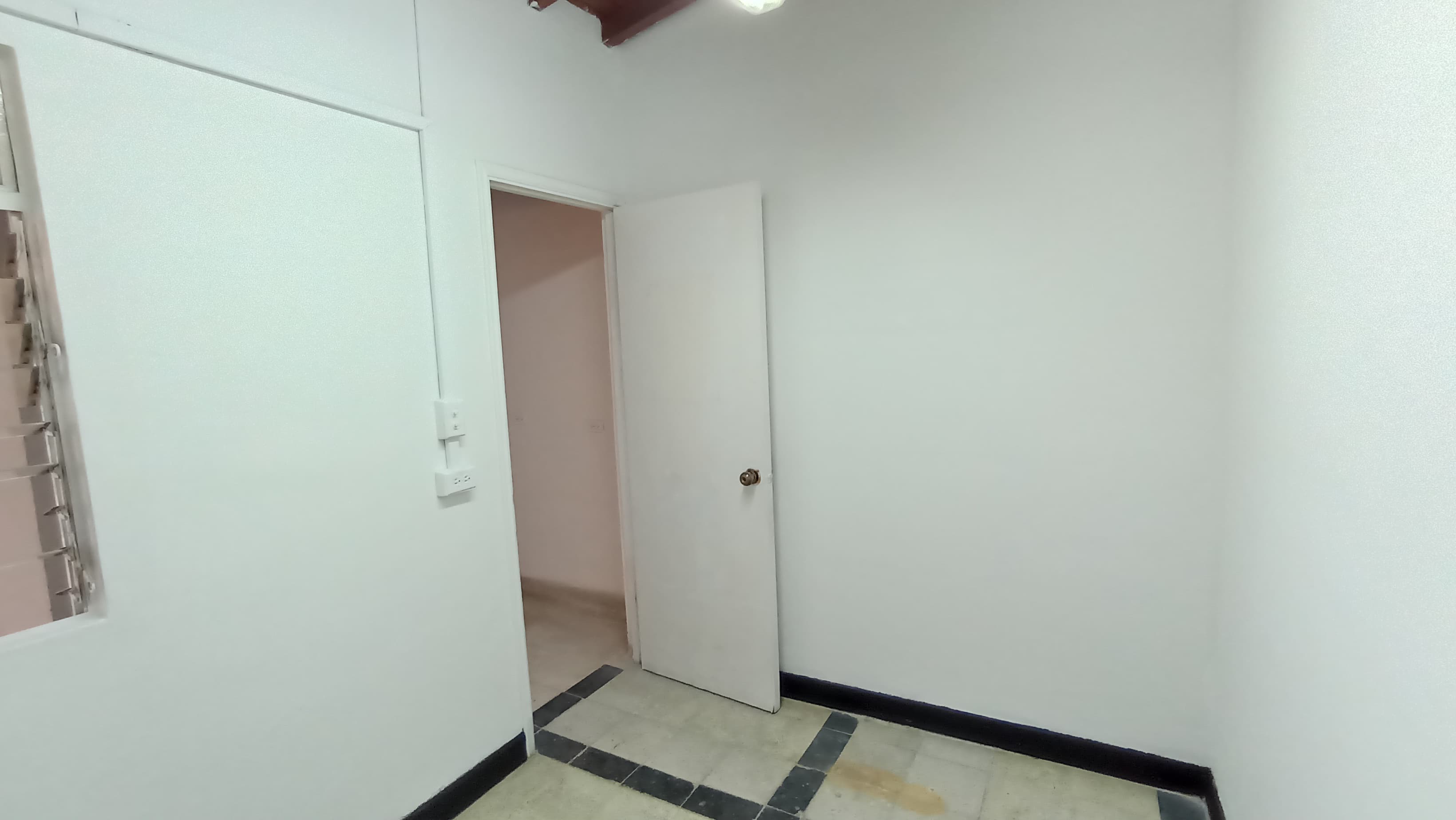 Se Arrienda Casa Comercial Belen Rosales, Medellin