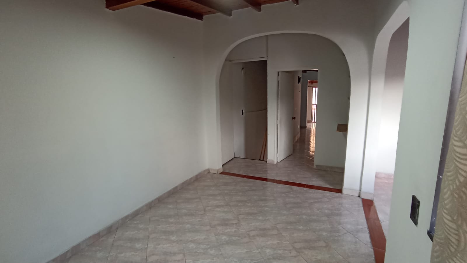 Se Arrienda Apartaestudio En Bosques De San Pablo, Medellin