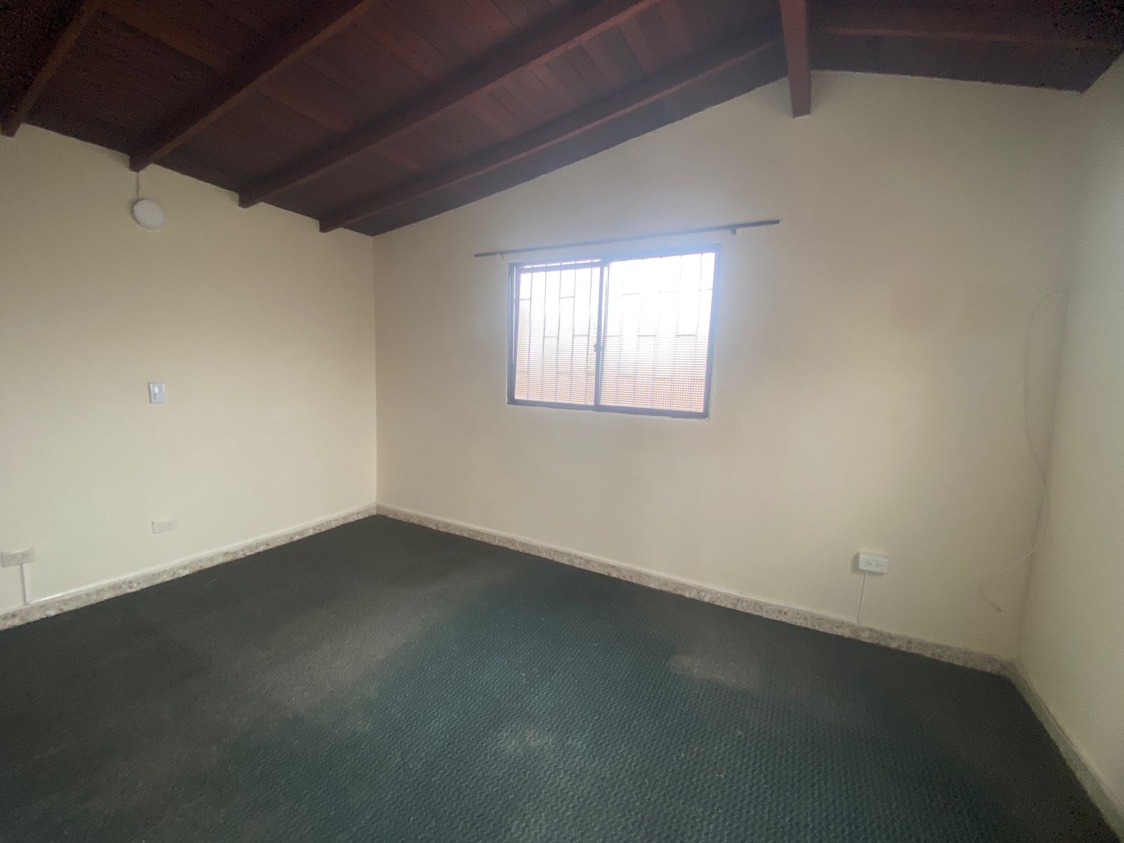 Casa para Arriendo con Excelente Ubicación en Belén, Las Playas