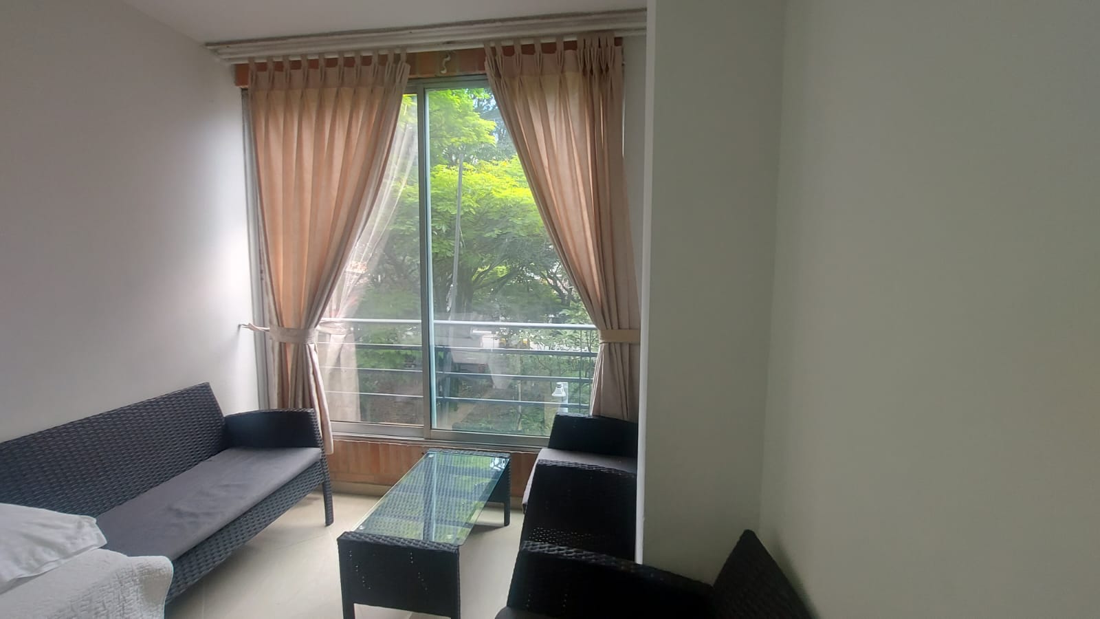 Apartaestudios para Arriendo con Servicios Incluidos en Suramericana