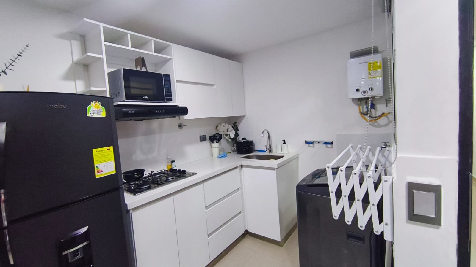 Se Arrienda Apartaestudio Amoblado, en San Javier, Medellín