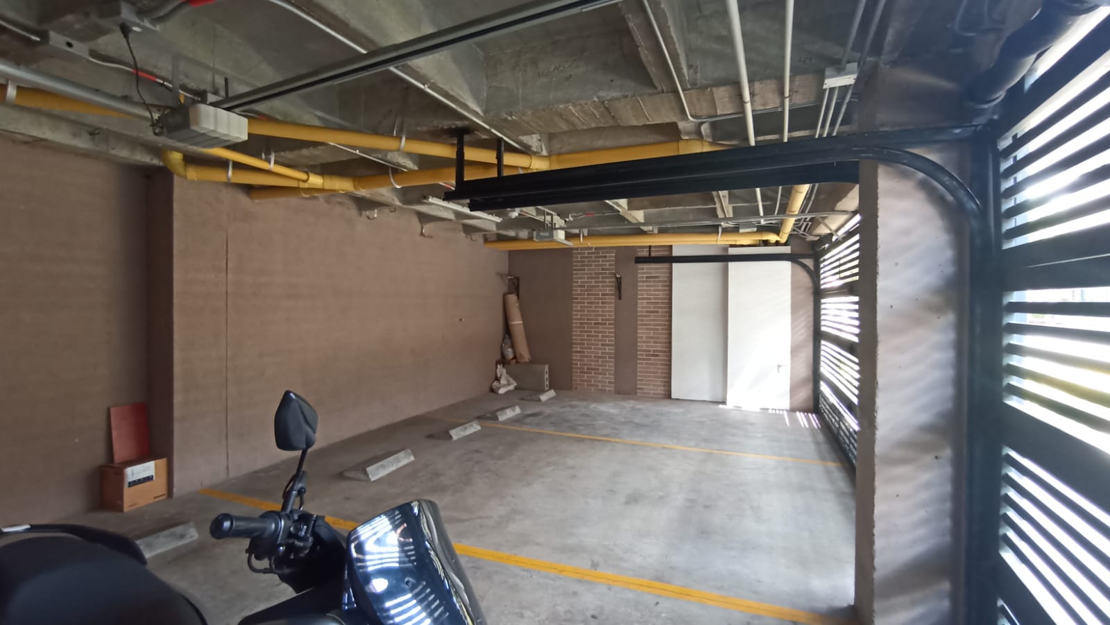 Se Arrienda Apartamento En La Castellana, Medellin