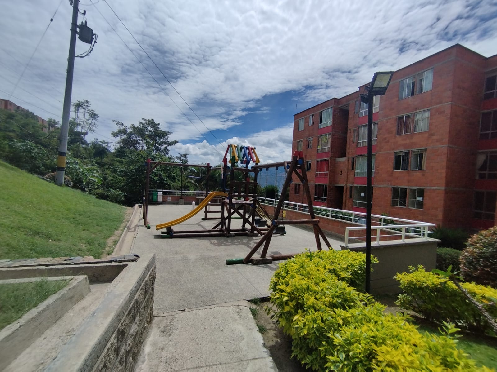 Se Arrienda Apartamento en Brisas de Robledo, Medellín