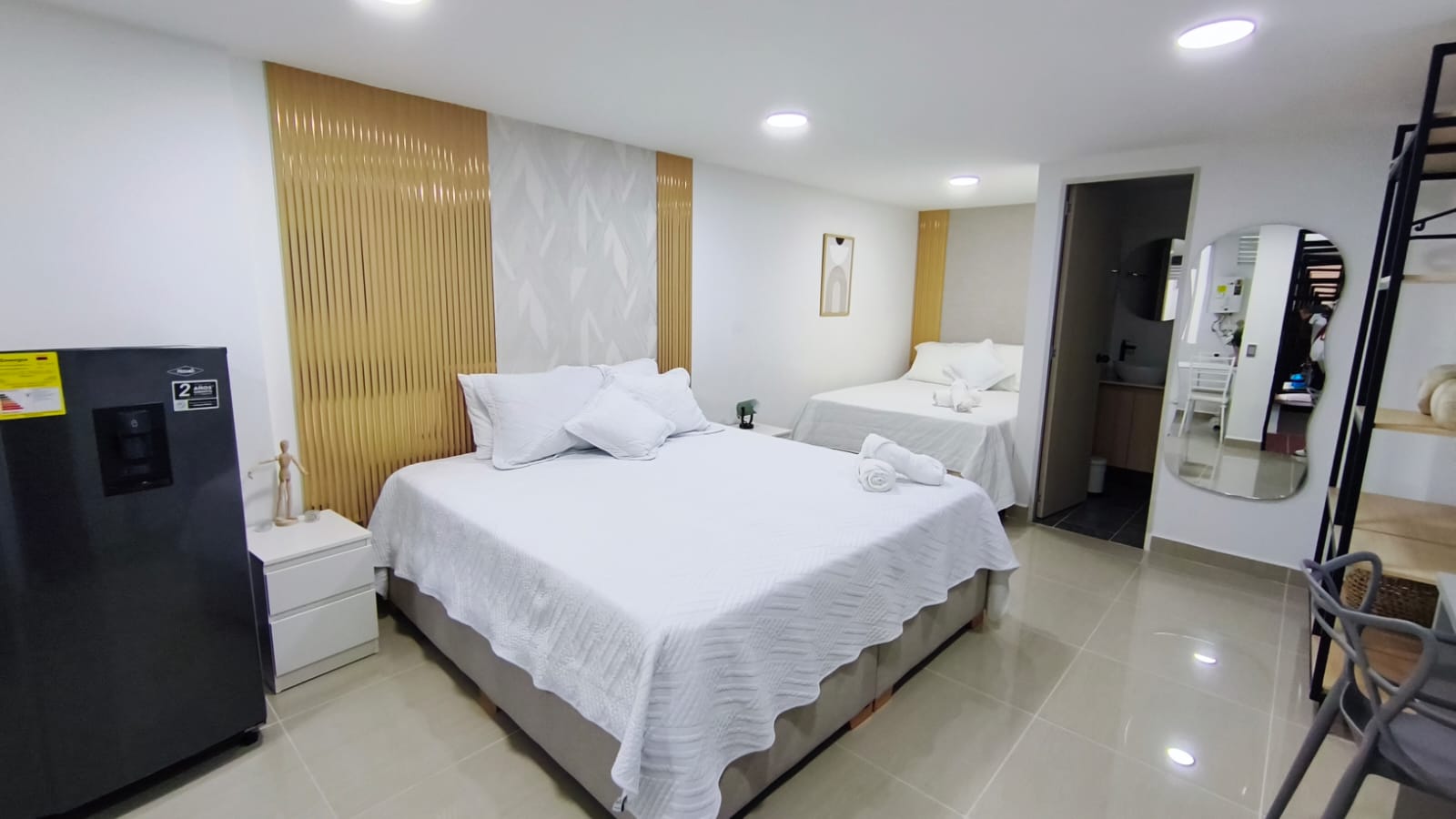 Se Arrienda Apartaestudio Amoblado, en San Javier, Medellín