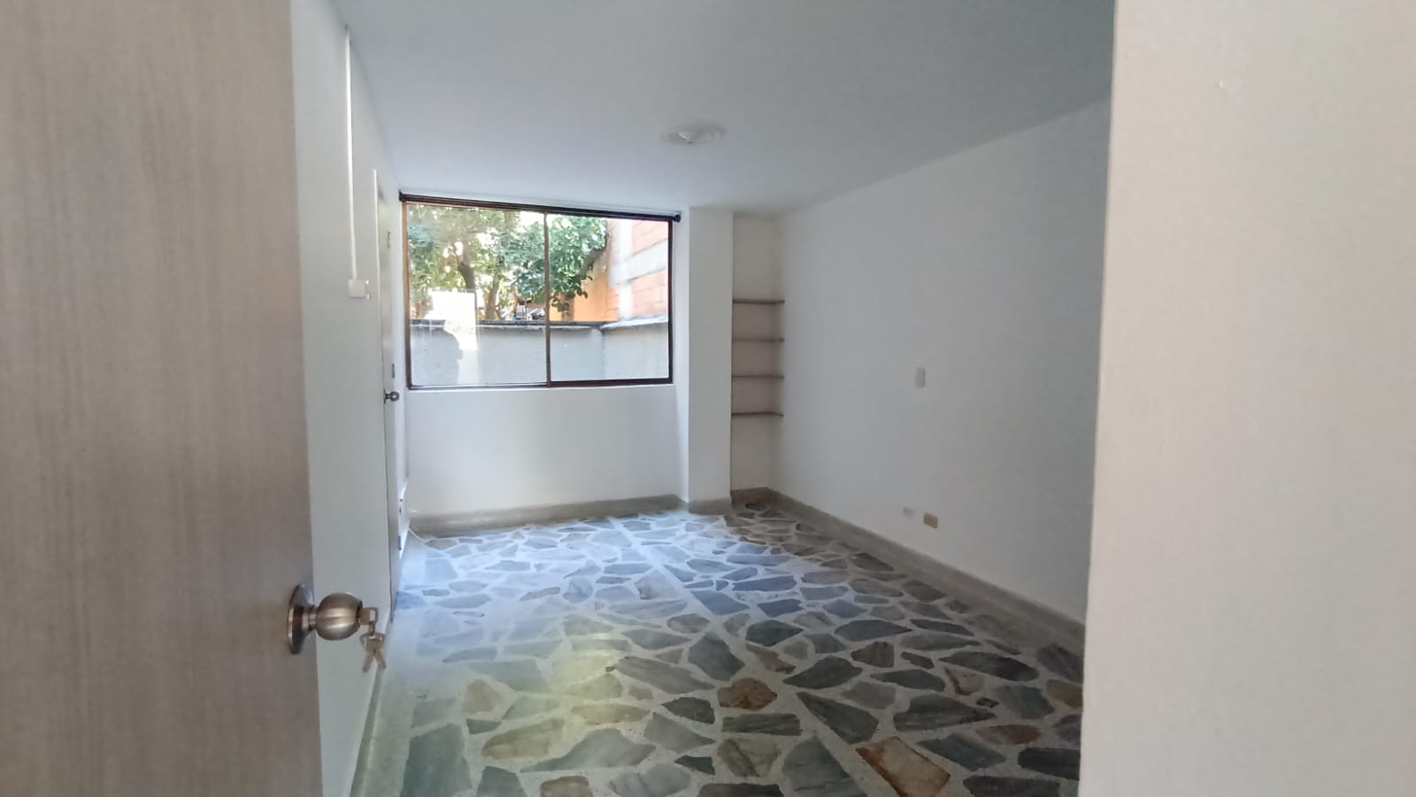 Se Vende Apartamento En Pilarica, Medellin