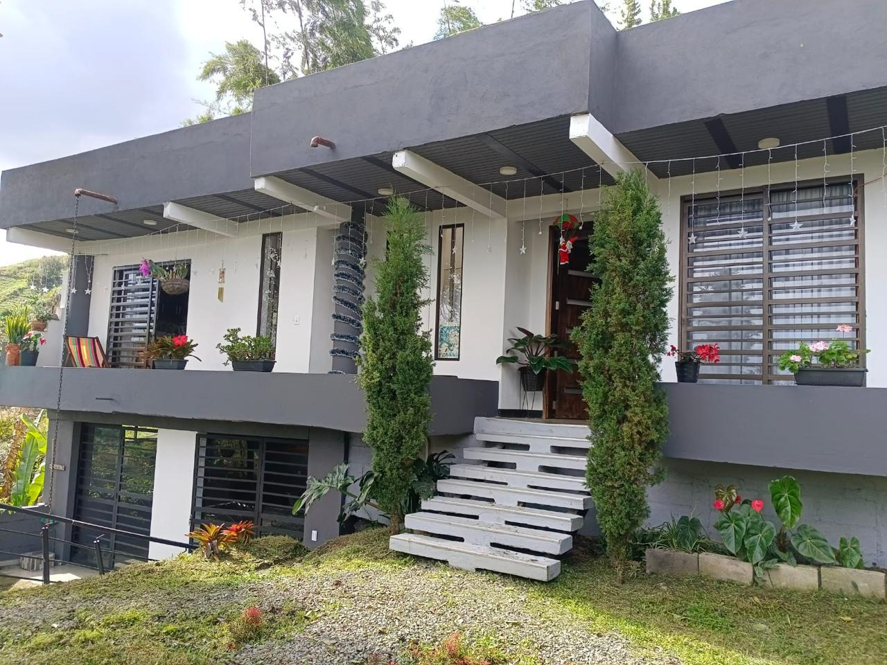 Se Arrienda Casa unifamiliar en  la Vereda el Guamito, el Peñol