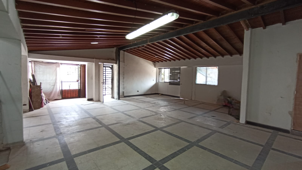 Se Arrienda Casa Comercial Belen Rosales, Medellin